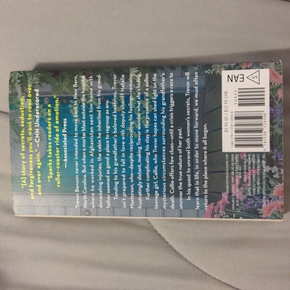 The Return by Nicholas Sparks in Paperback - Picture 2 of 2